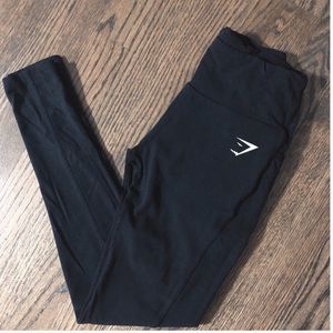 black ASPIRE GYMSHARK leggings